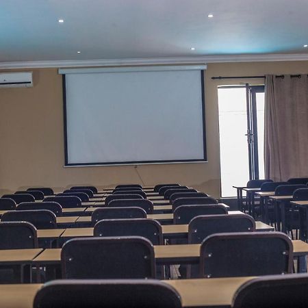 Coyotes Hotel & Conference Centre Mbombela Zewnętrze zdjęcie