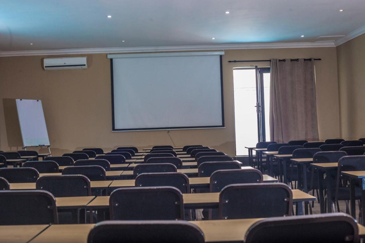 Coyotes Hotel & Conference Centre Mbombela Zewnętrze zdjęcie